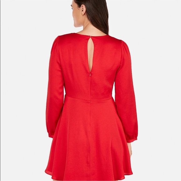 Express Satin Long Sleeve Surplice Fit and Flare Blouson mini Dress Red sz Small - Picture 2 of 8